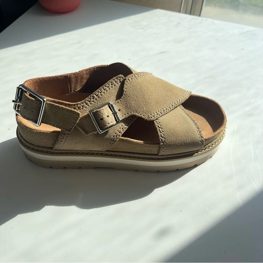 Clarks Orianna Roam Dark Sand Sable Fonce Tan Sandals Size 8.5 - Picture 11 of 16